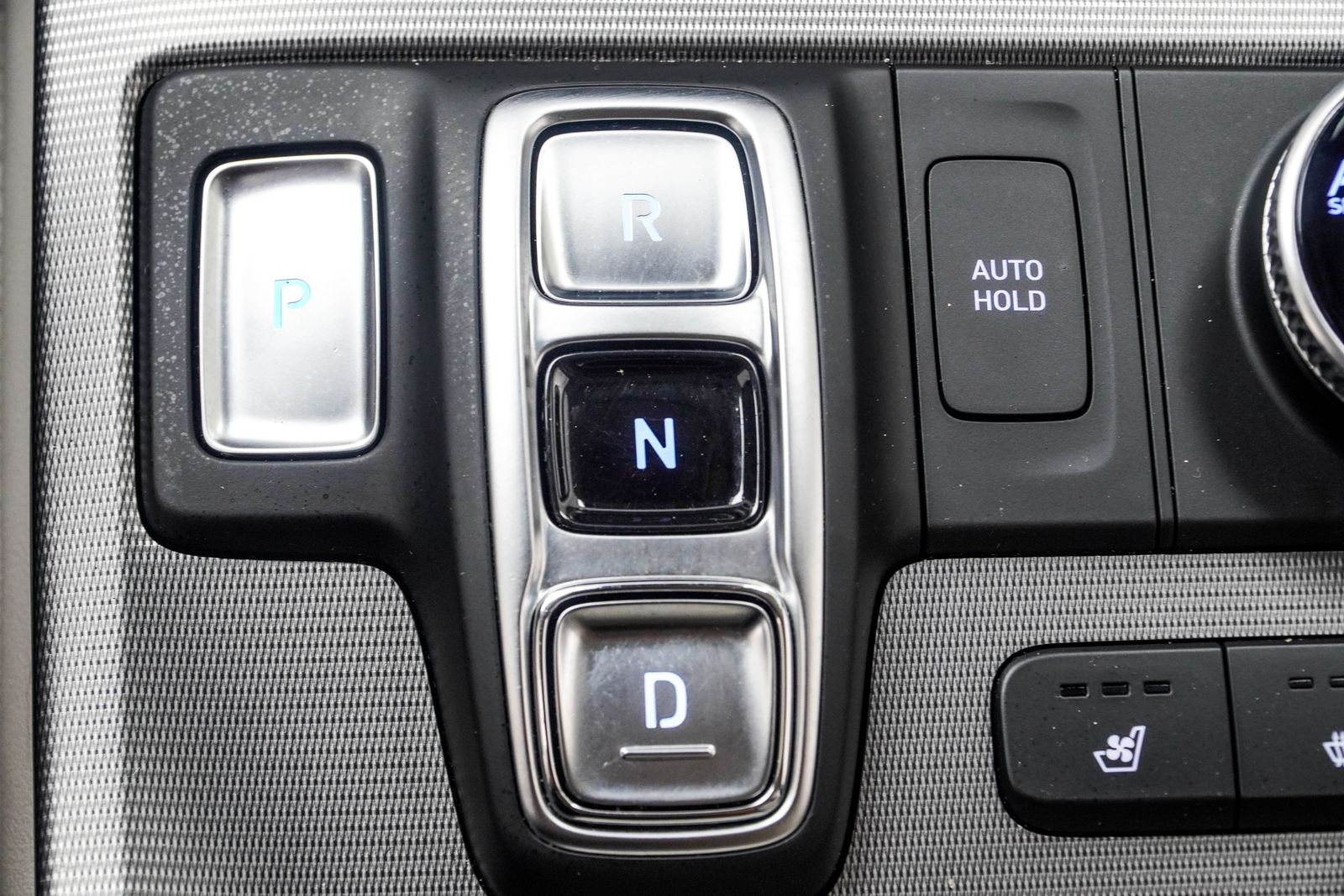 Used 2025 Black Hyundai Calligraphy image 22