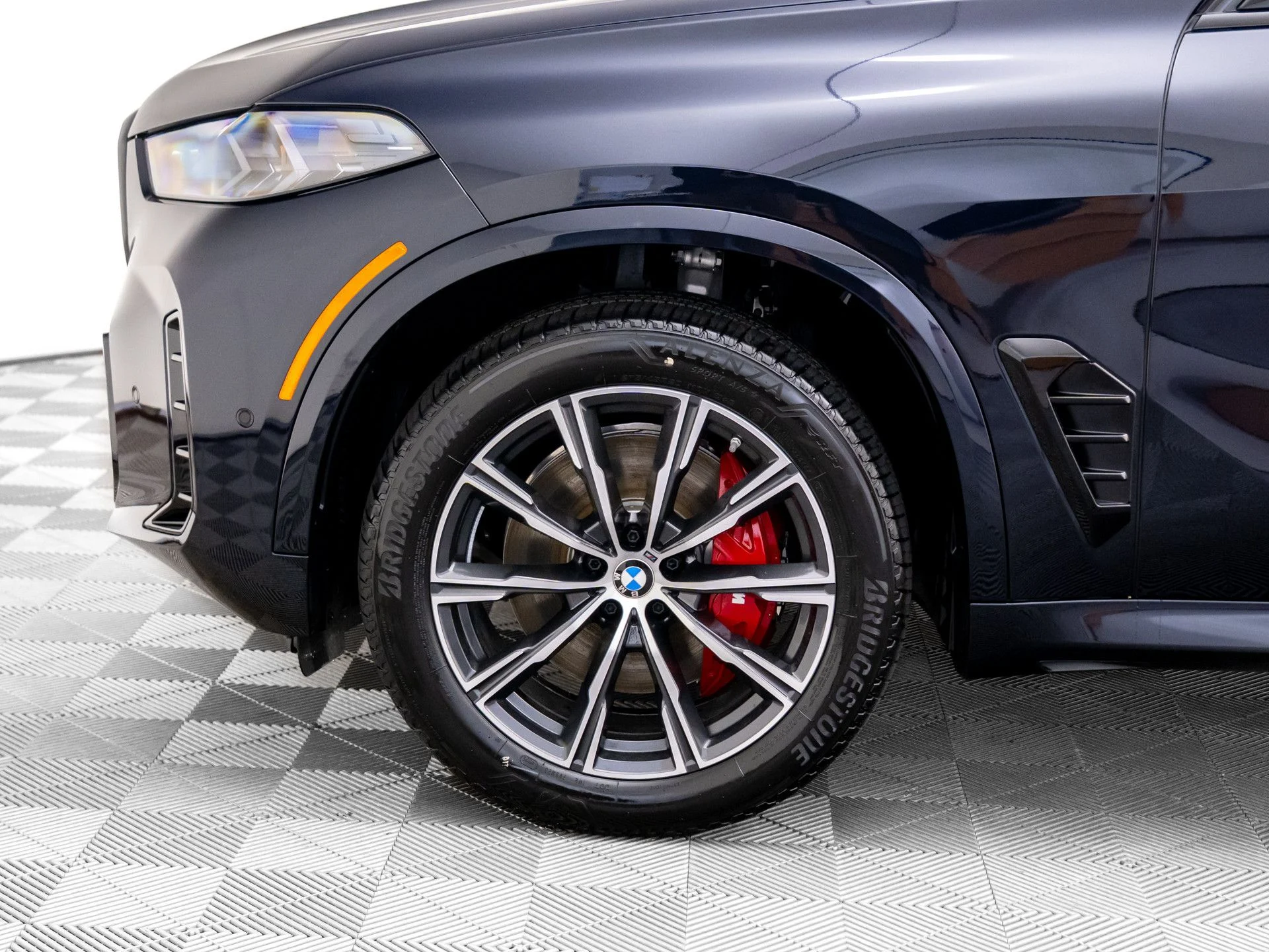 Certified Used 2026 Black BMW xDrive40i image 35