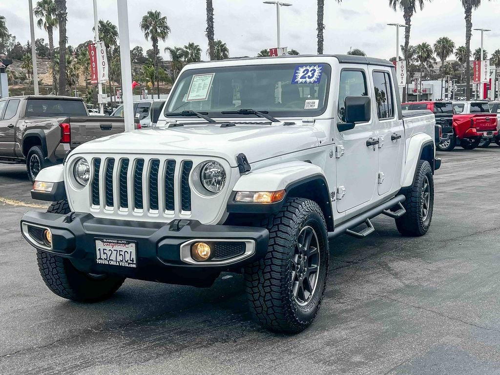 Used 2023 White Jeep Overland image 3