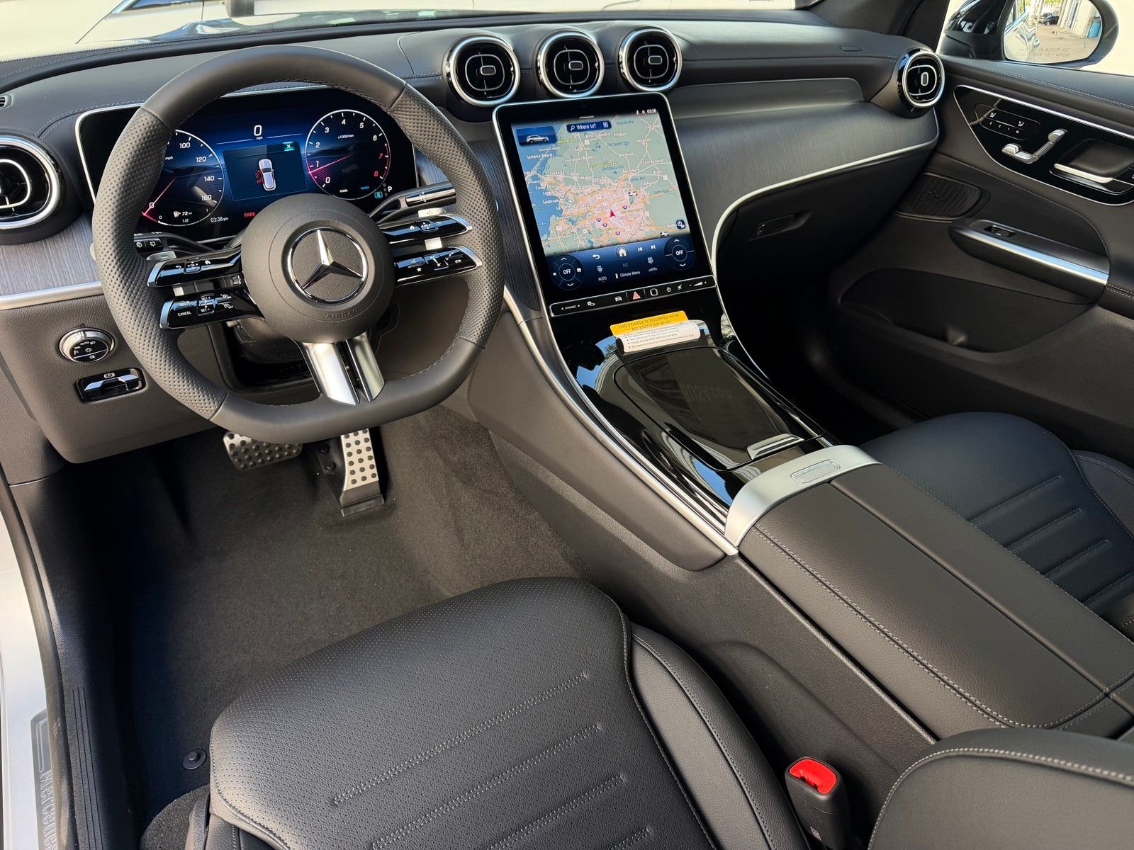 New 2026 Black Mercedes-Benz GLC 300 image 7