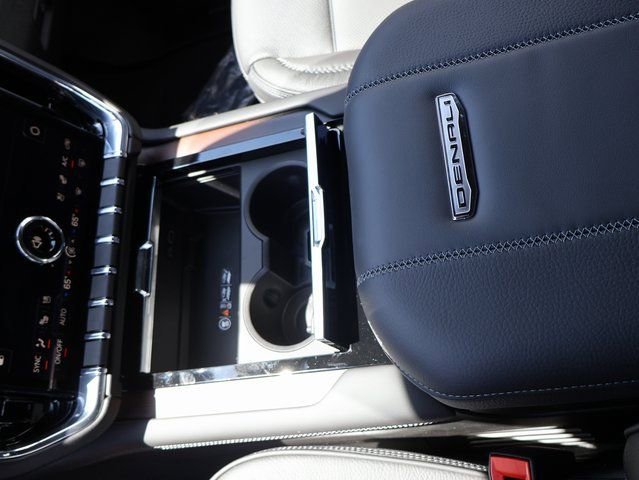 2026 GMC Yukon Elevation - Photo 33