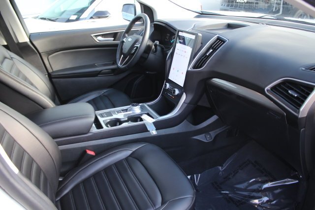 Used 2024 White Ford SEL image 37