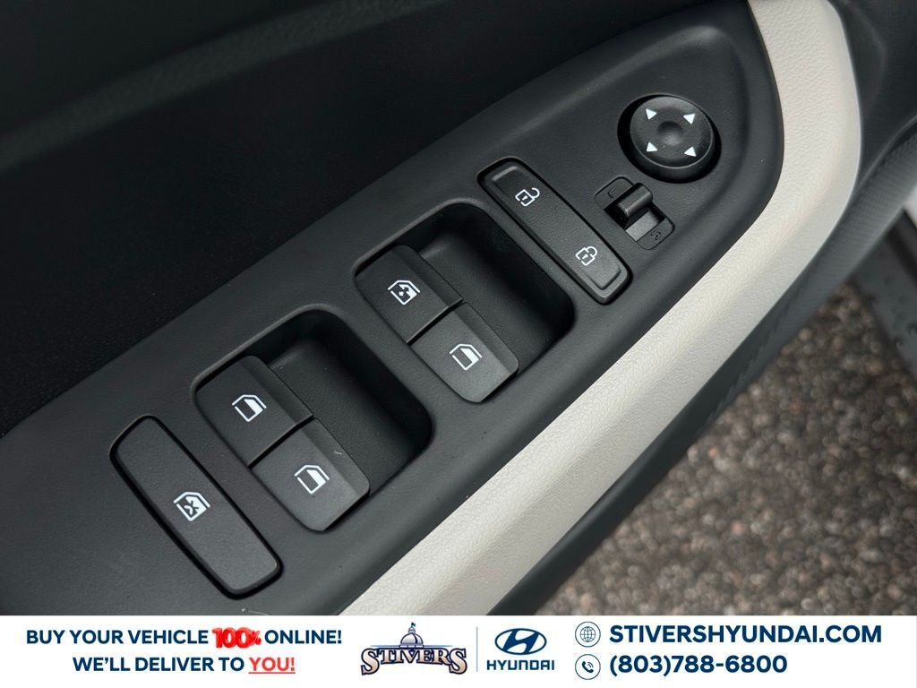 Used 2026 White Hyundai SEL image 23