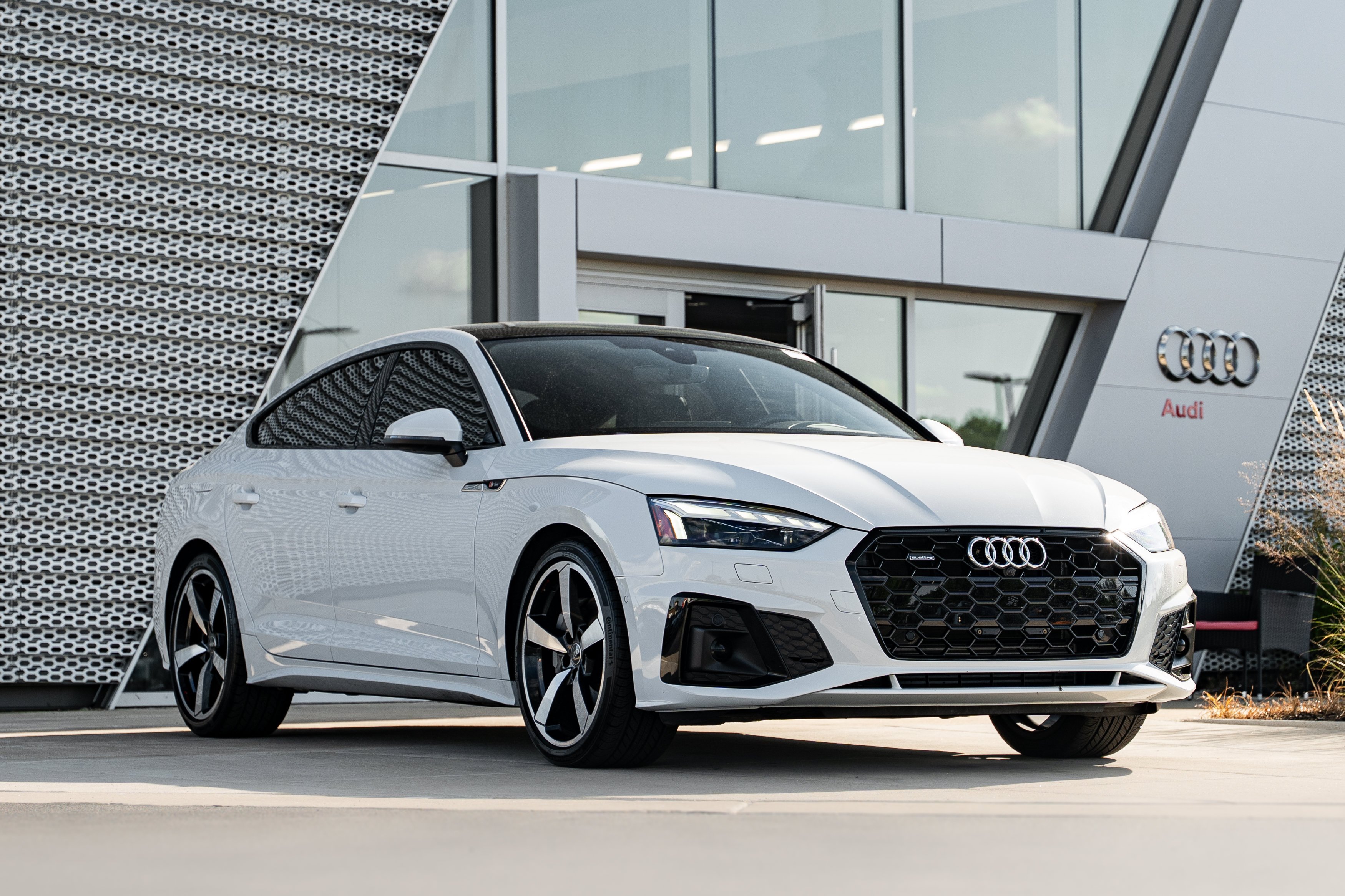 Certified Used 2025 Glacier White Metallic Audi S line Prestige image 1