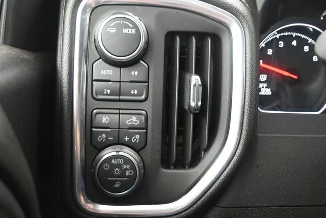 Used 2021 Black Chevrolet LT Trail Boss image 19