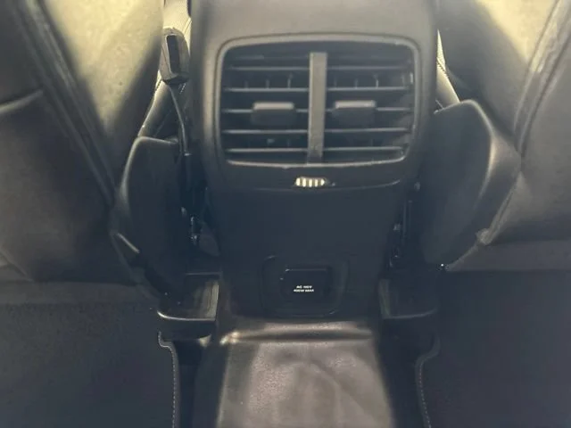 Used 2021  Ford Badlands image 4
