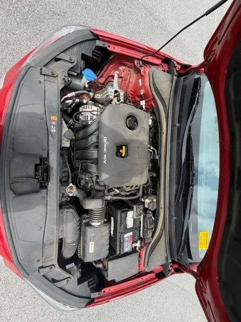 Used 2018 Scarlet Red Hyundai SEL image 21
