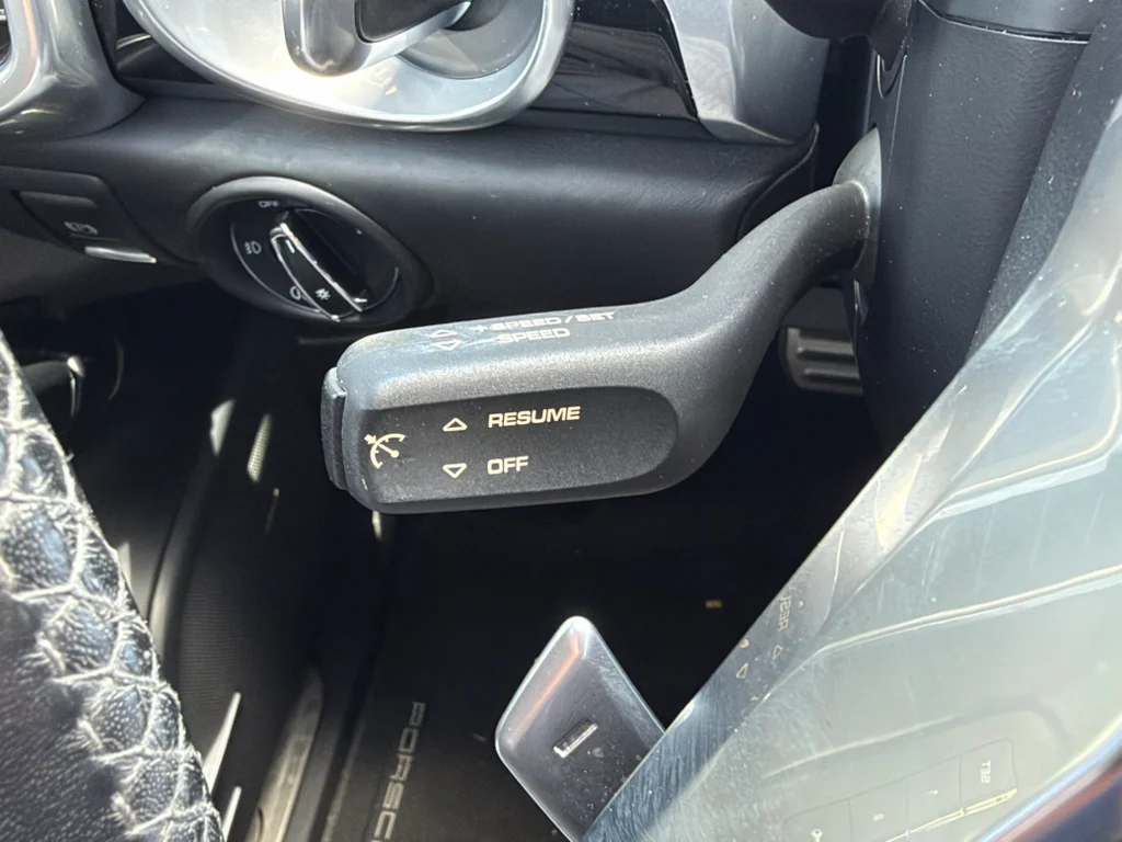 Used 2017  Porsche GTS image 18