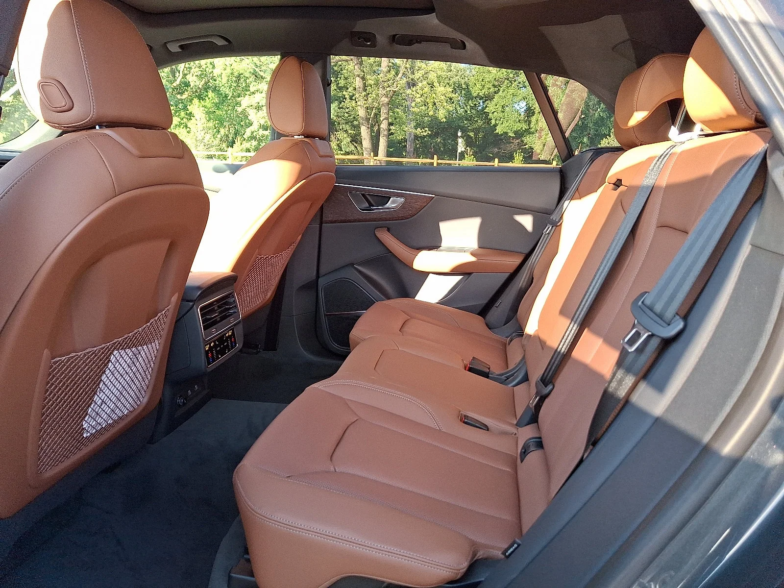 New 2026 Daytona Gray Pearl Effect Audi Premium Plus image 8