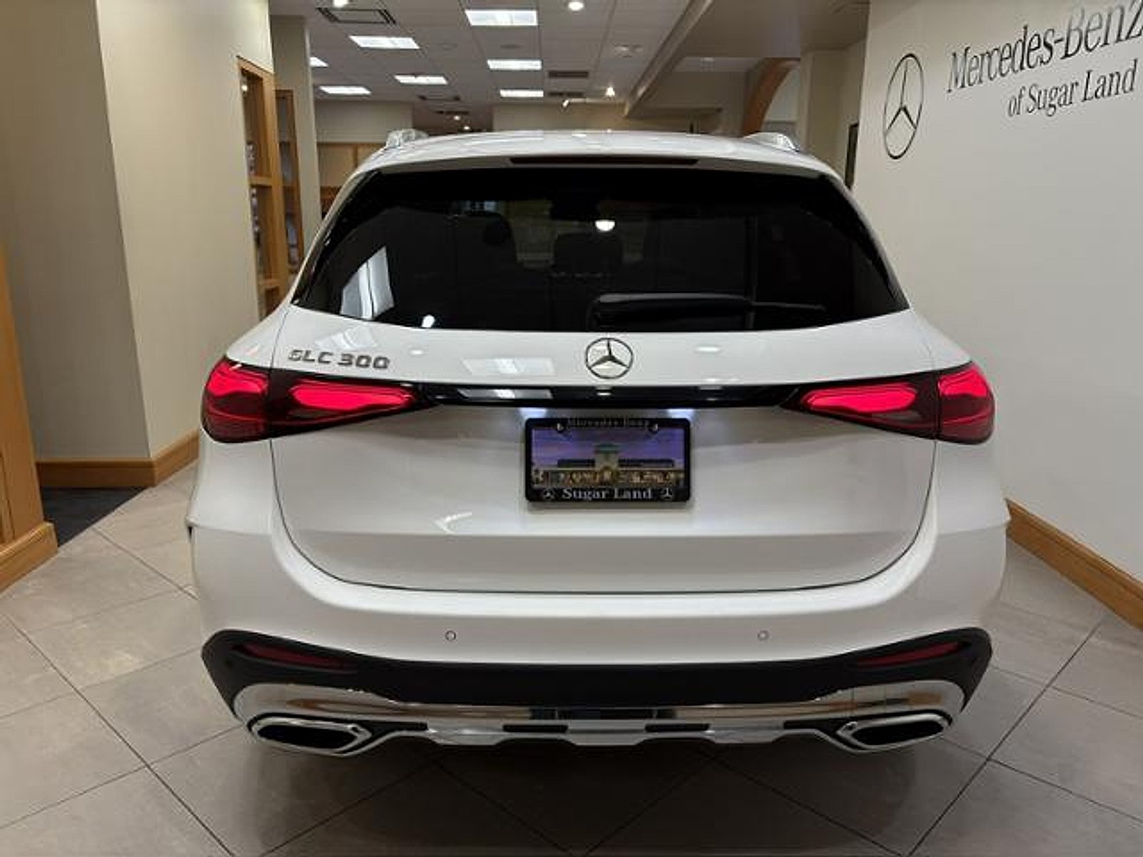New 2026 Polar White Mercedes-Benz 300 image 4