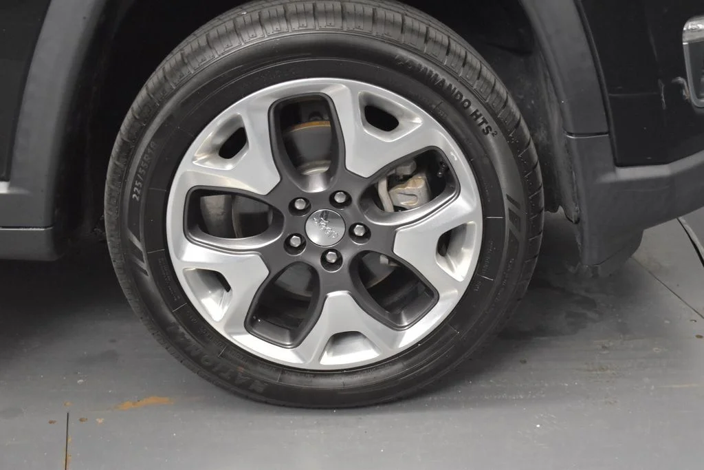 Used 2020 Black Jeep Limited image 29