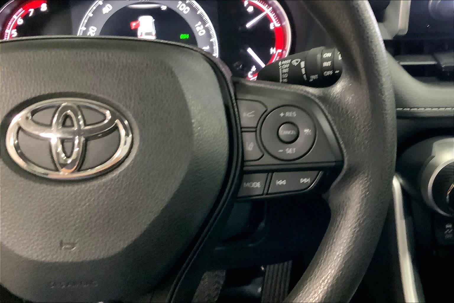 Used 2025 Magnetic Gray Metallic Toyota XLE image 25