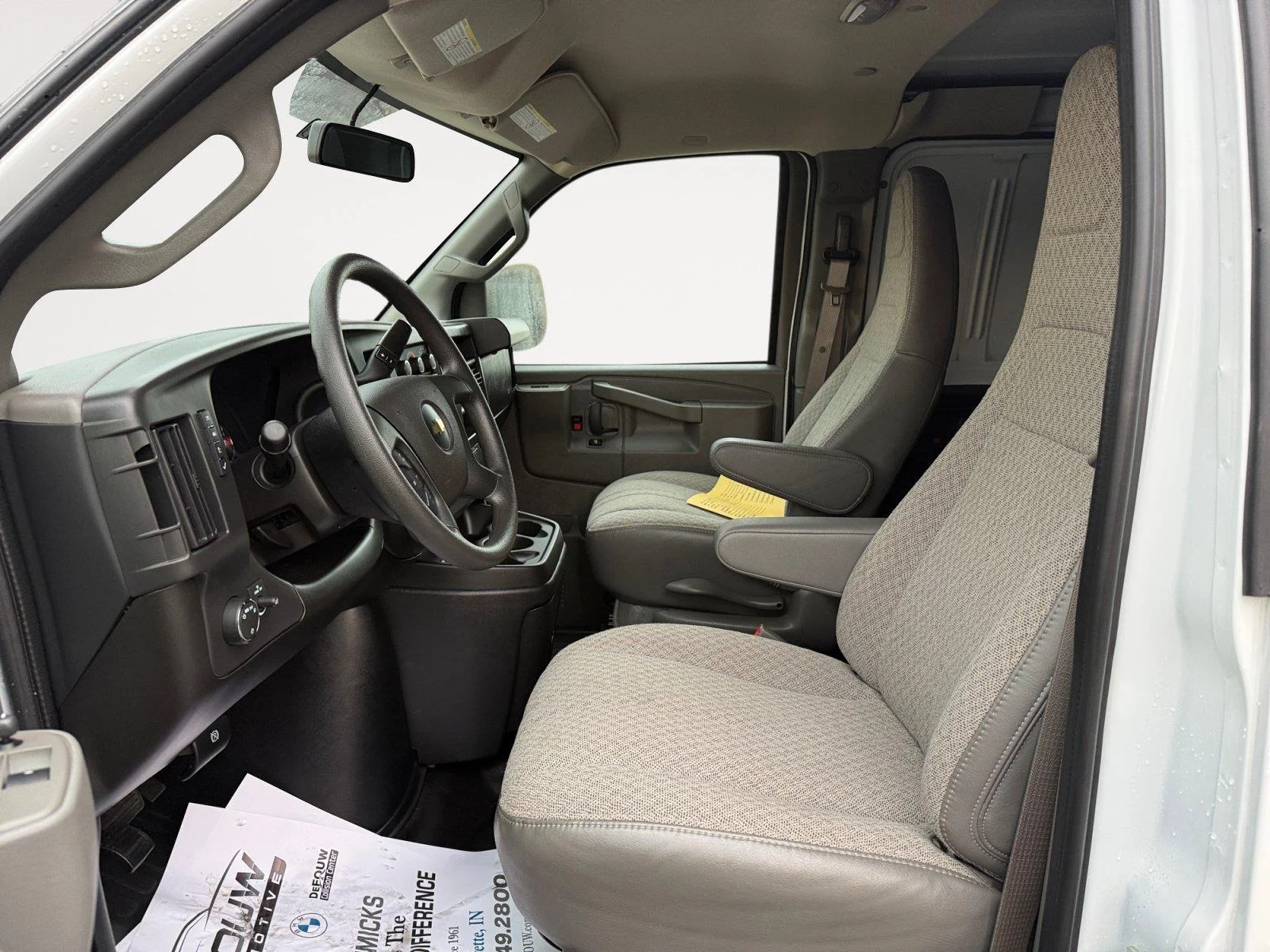 Used 2025 Summit White Chevrolet Extended Cargo Van image 10