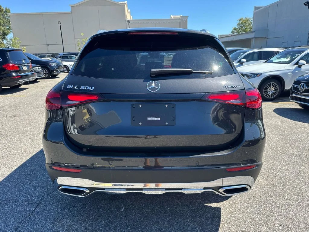 Certified Used 2026 Gray Mercedes-Benz GLC 300 image 5