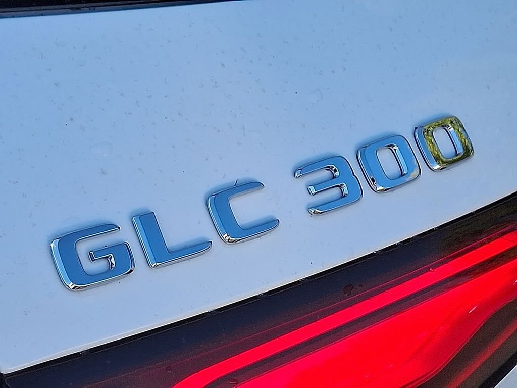 Certified Used 2026 Black Mercedes-Benz GLC 300 image 23