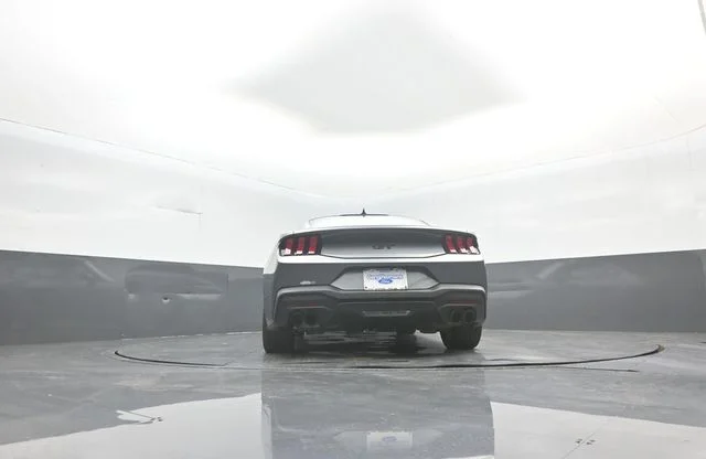 Certified Used 2025 Gray Metallic Ford GT Premium image 34