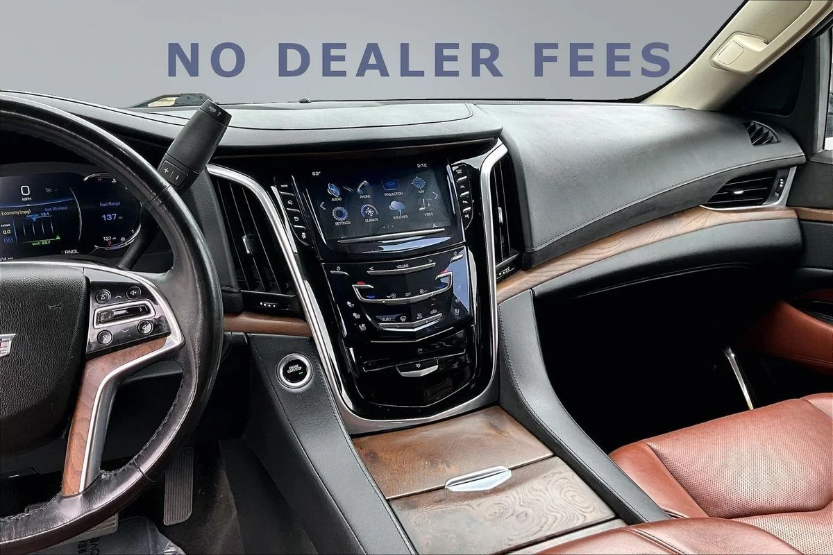 Used 2020 White Cadillac Luxury image 9
