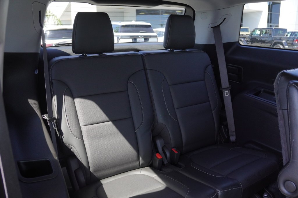 Used 2019 White GMC SLT-1 image 35