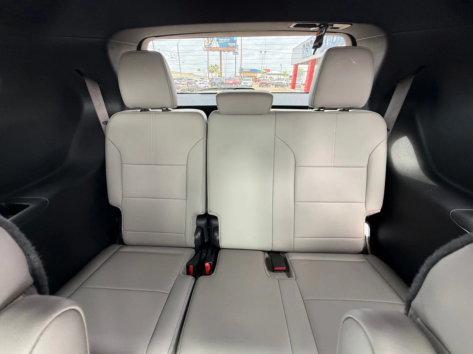 Used 2024 Silver GMC Elevation image 14