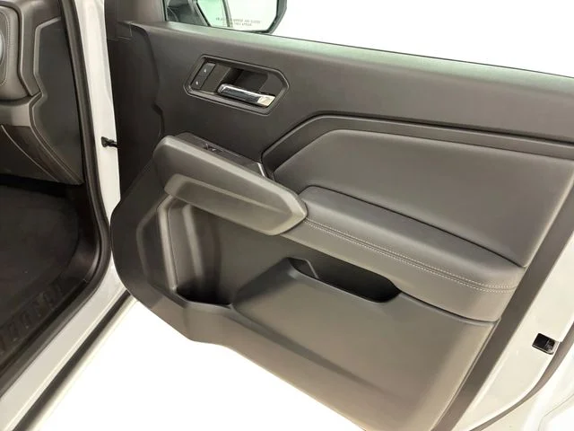Used 2023 White Chevrolet LT image 15