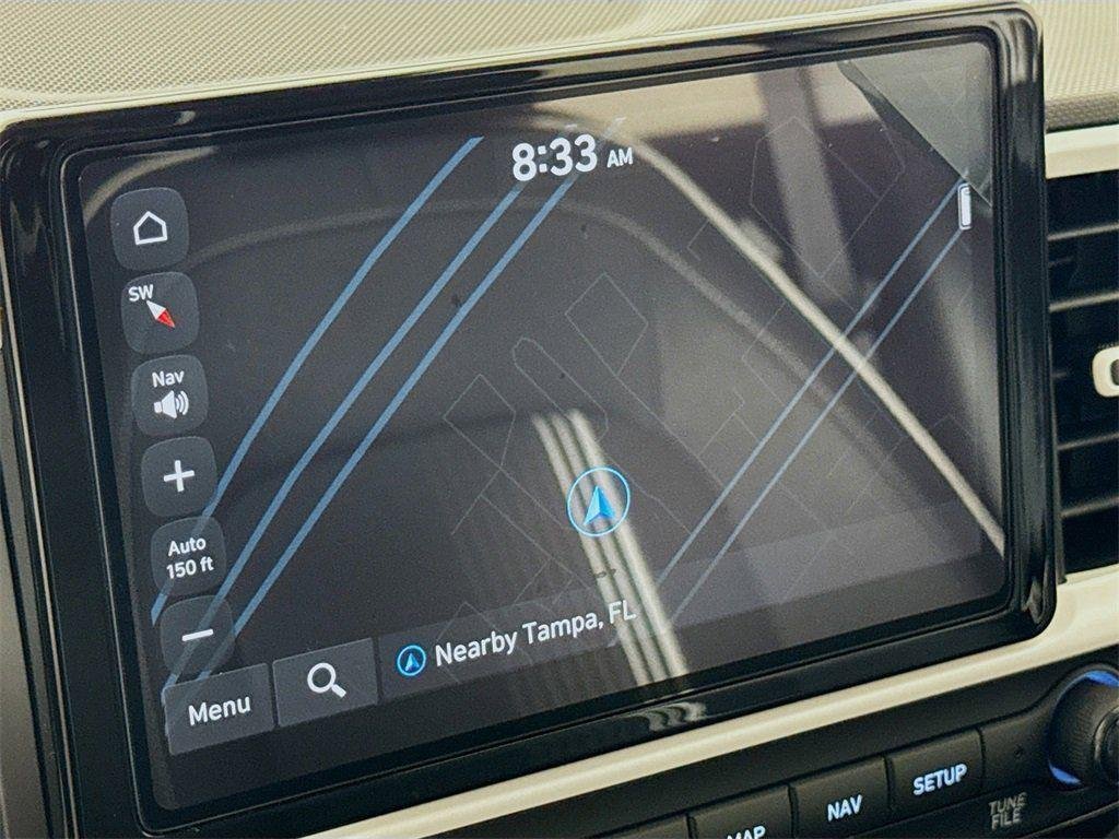 2025 Hyundai Venue Limited - Photo 9