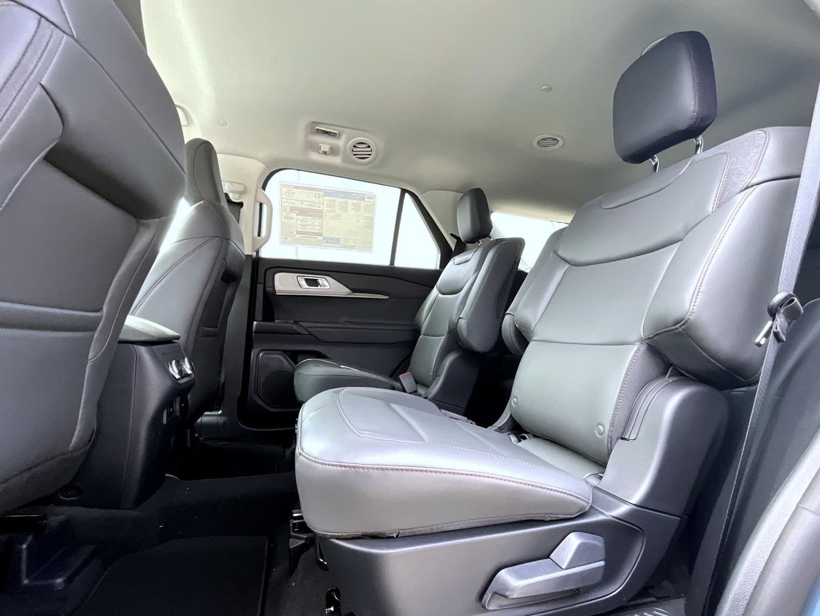 New 2026 Vapor Blue Metallic Ford Active image 11