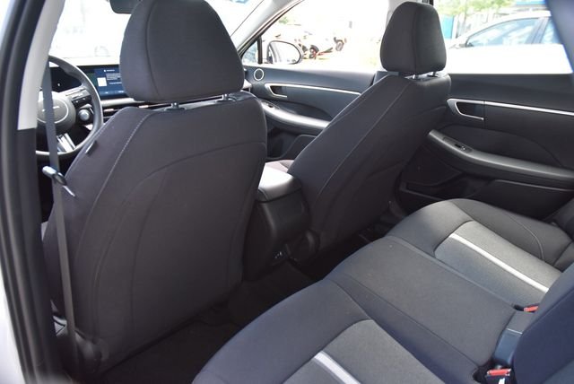 2025 Hyundai Sonata SE - Photo 19