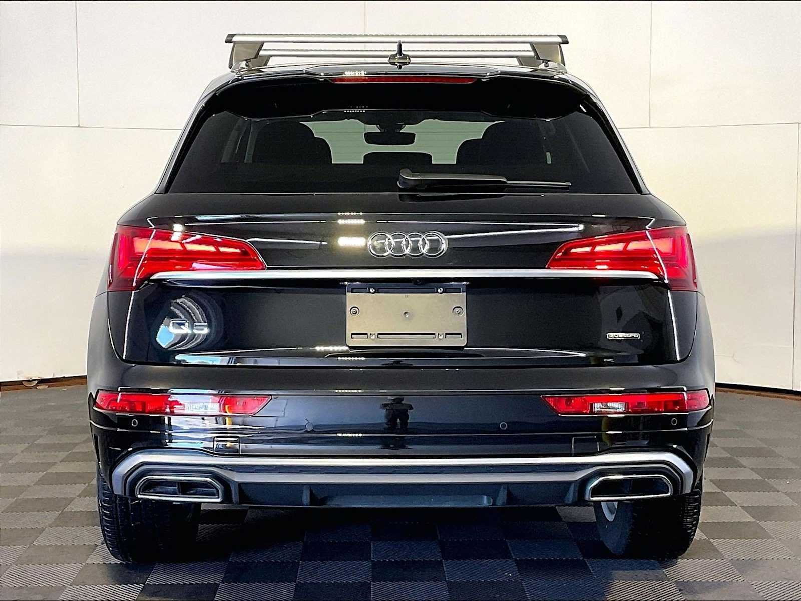 Used 2024 Mythos Black Metallic Audi S line Premium image 6