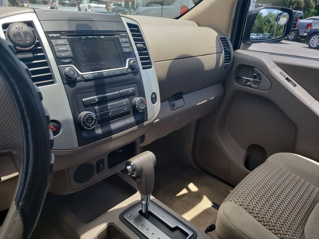 Used 2017 White Nissan SV image 16