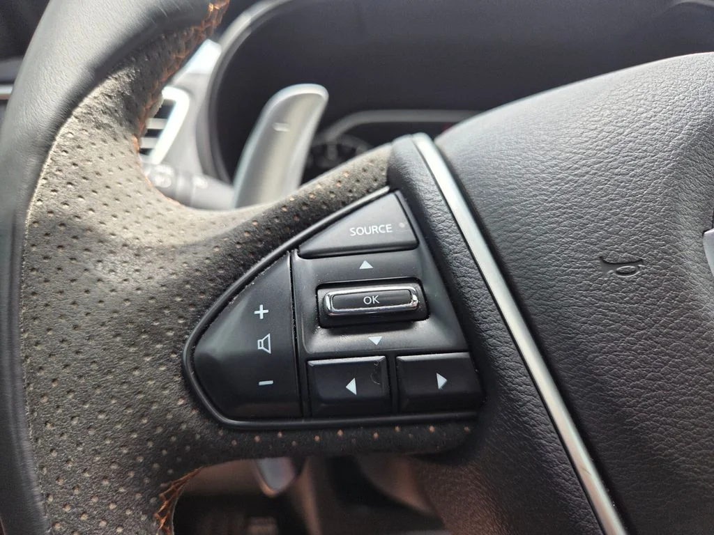Used 2023 White Nissan SR image 13