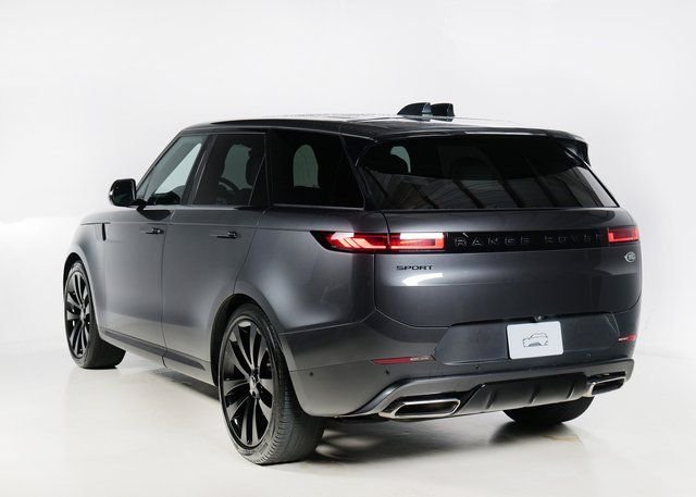 Used 2023 Carpathian Gray Premium Metallic Land Rover SE image 11