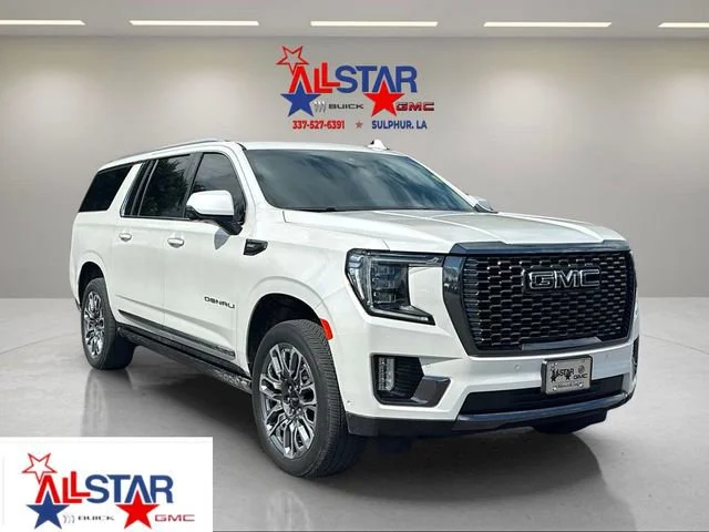 2023 GMC Yukon Denali Ultimate AWD's photo
