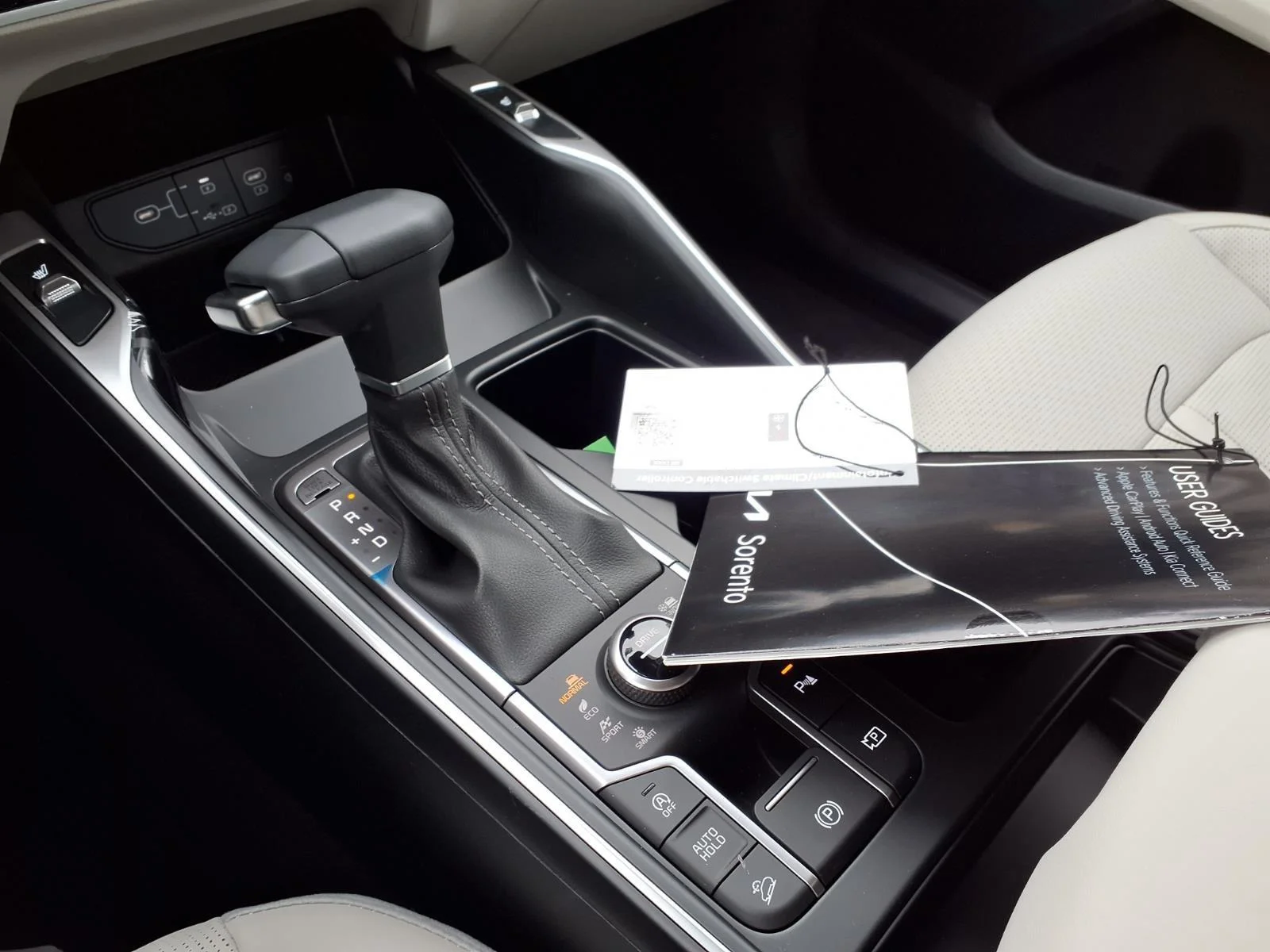 New 2026 Wolf Gray Kia EX image 5