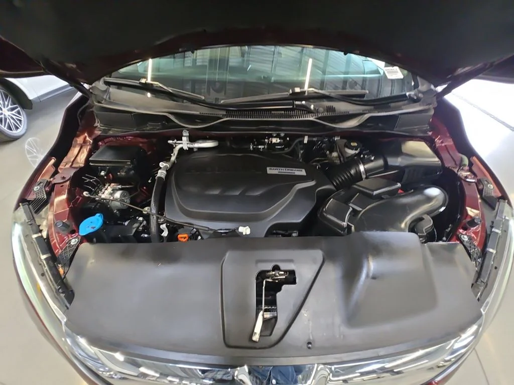 Used 2019 Red Honda Elite image 30
