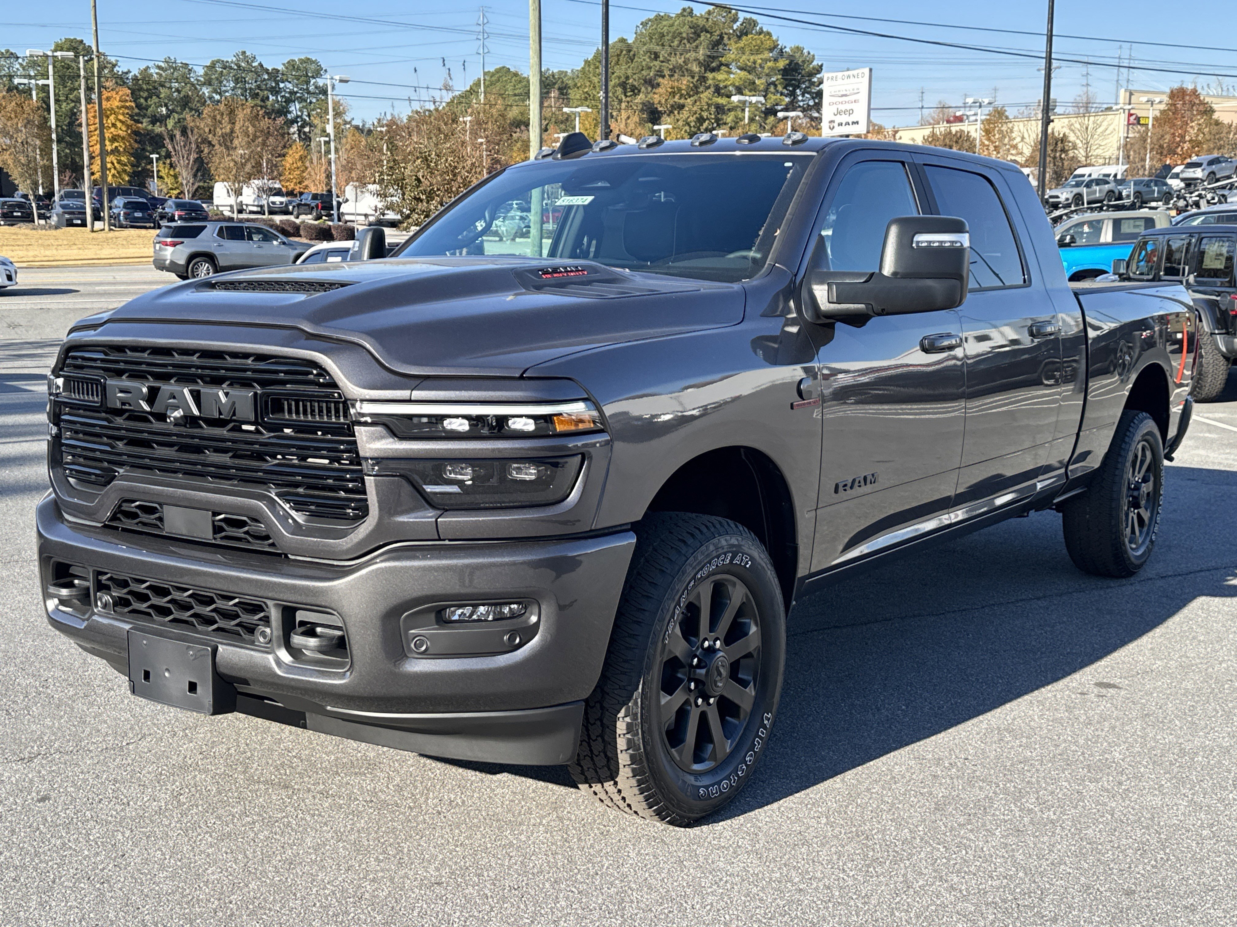 New 2026 Granite Crystal Metallic Clear-Coat Exterior Paint RAM Laramie image 3