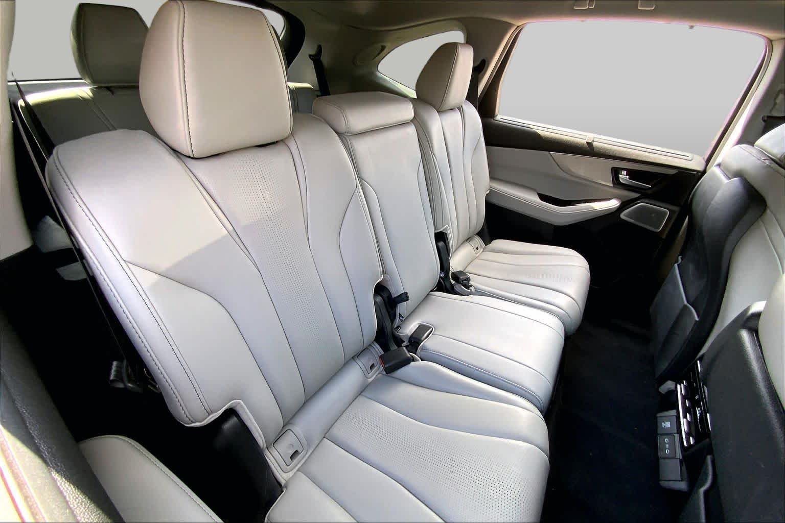 Certified Used 2025 Canyon River Blue Metallic Acura w/Technology Package image 18
