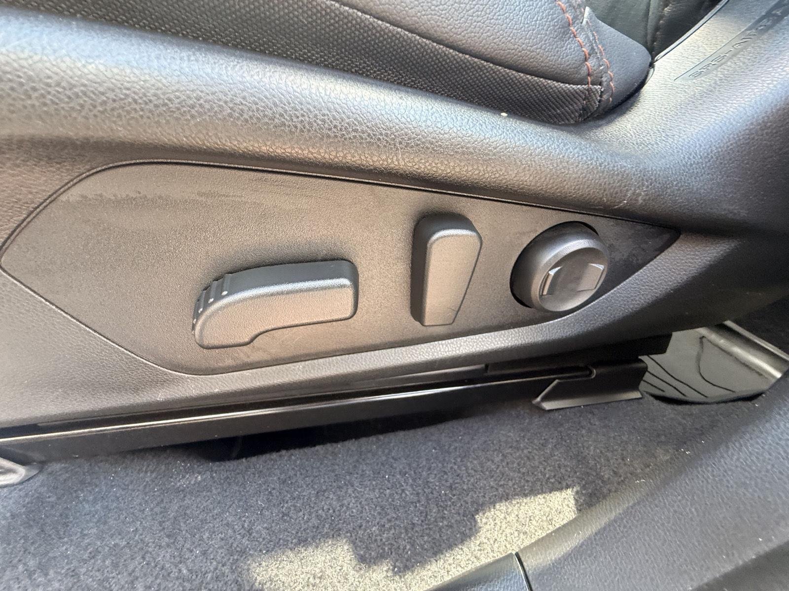 Used 2025 Autumn Green Metallic Subaru Touring image 15