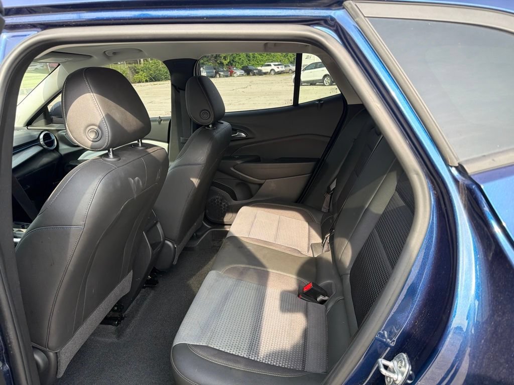 Used 2024 Blue Glow Metallic Chevrolet LT image 9