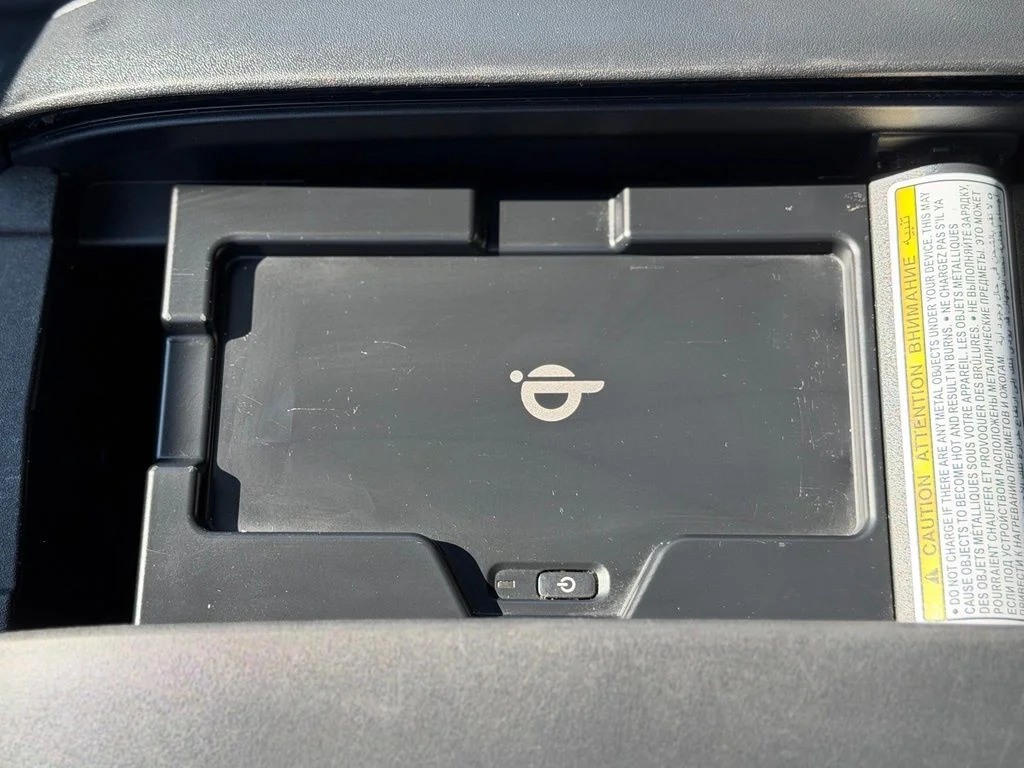 Used 2022 Beige Toyota XLE image 27