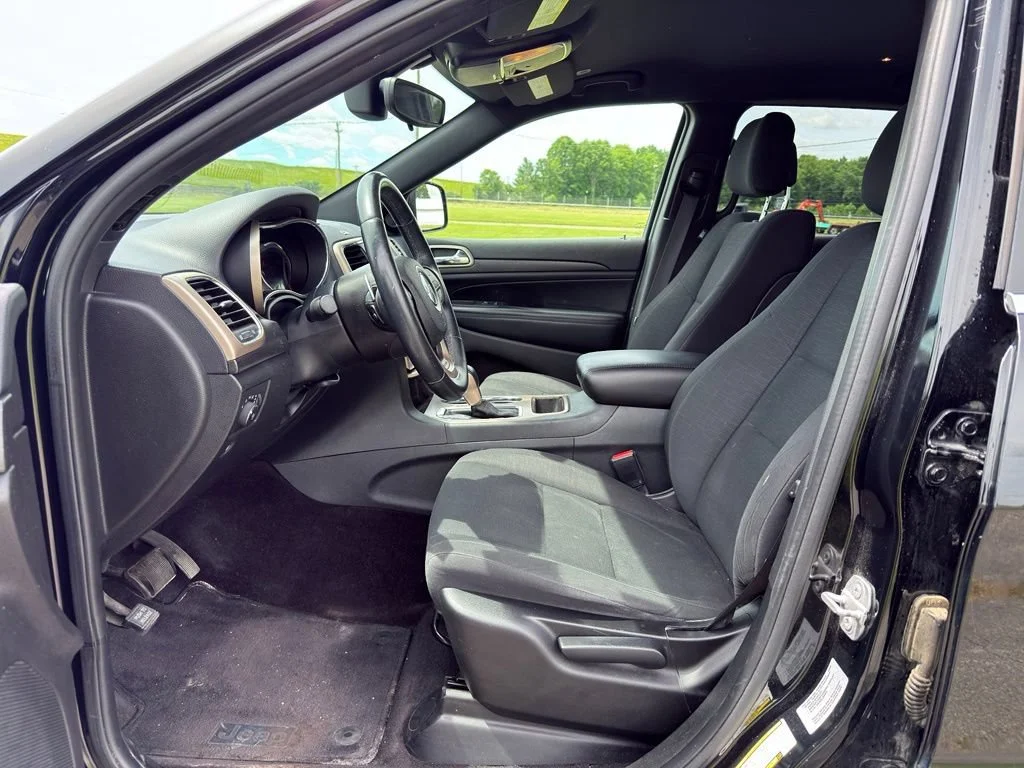 Used 2017 Black Jeep Laredo image 2