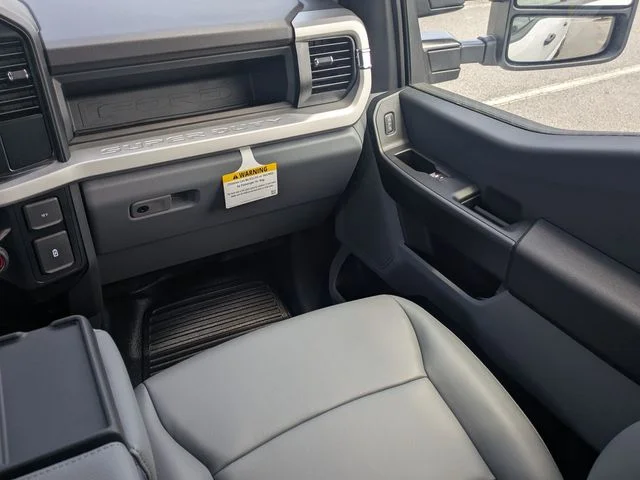 New 2026 Oxford White Ford F-250® XL image 17