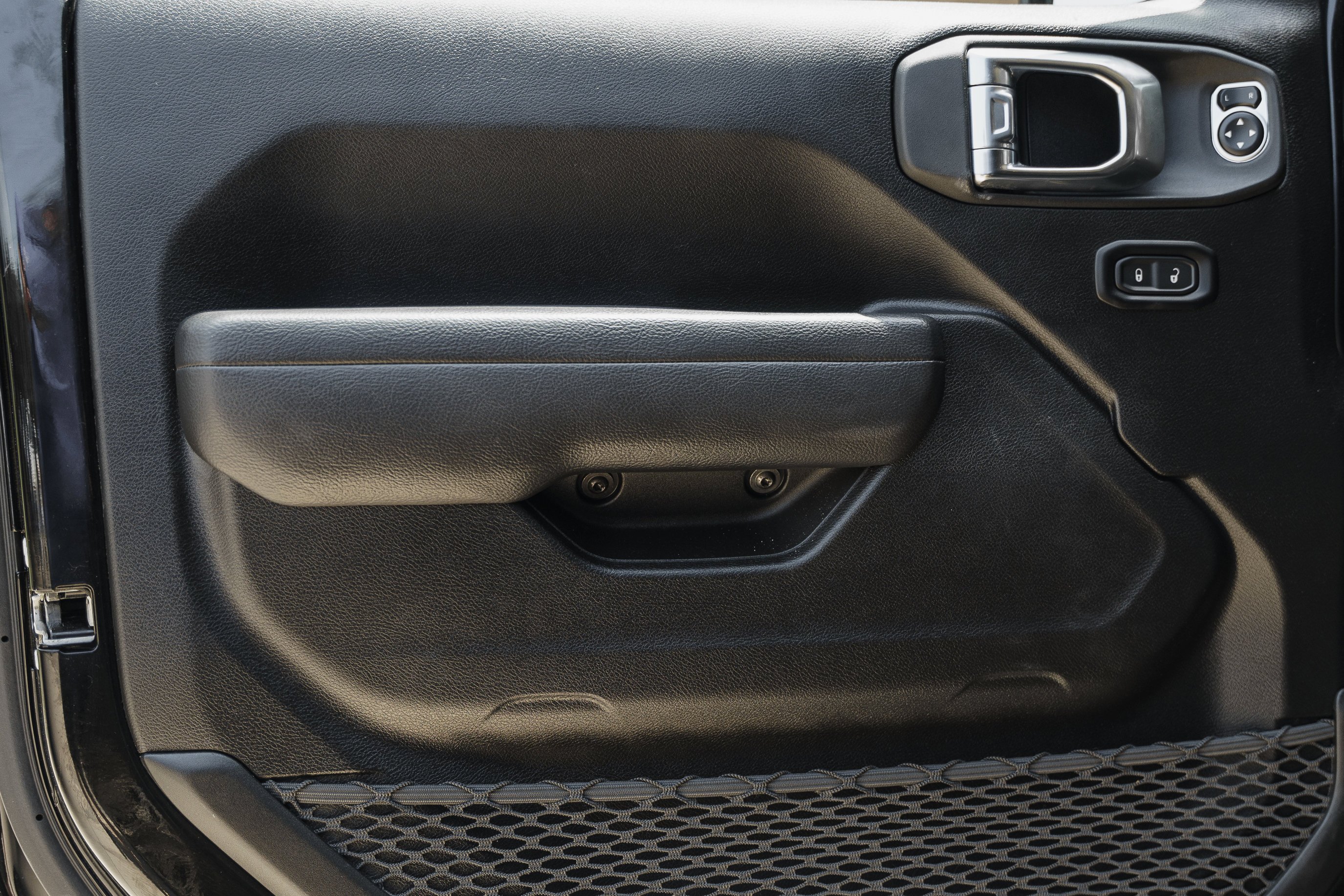 Used 2026 Black Clearcoat Jeep Rubicon image 22