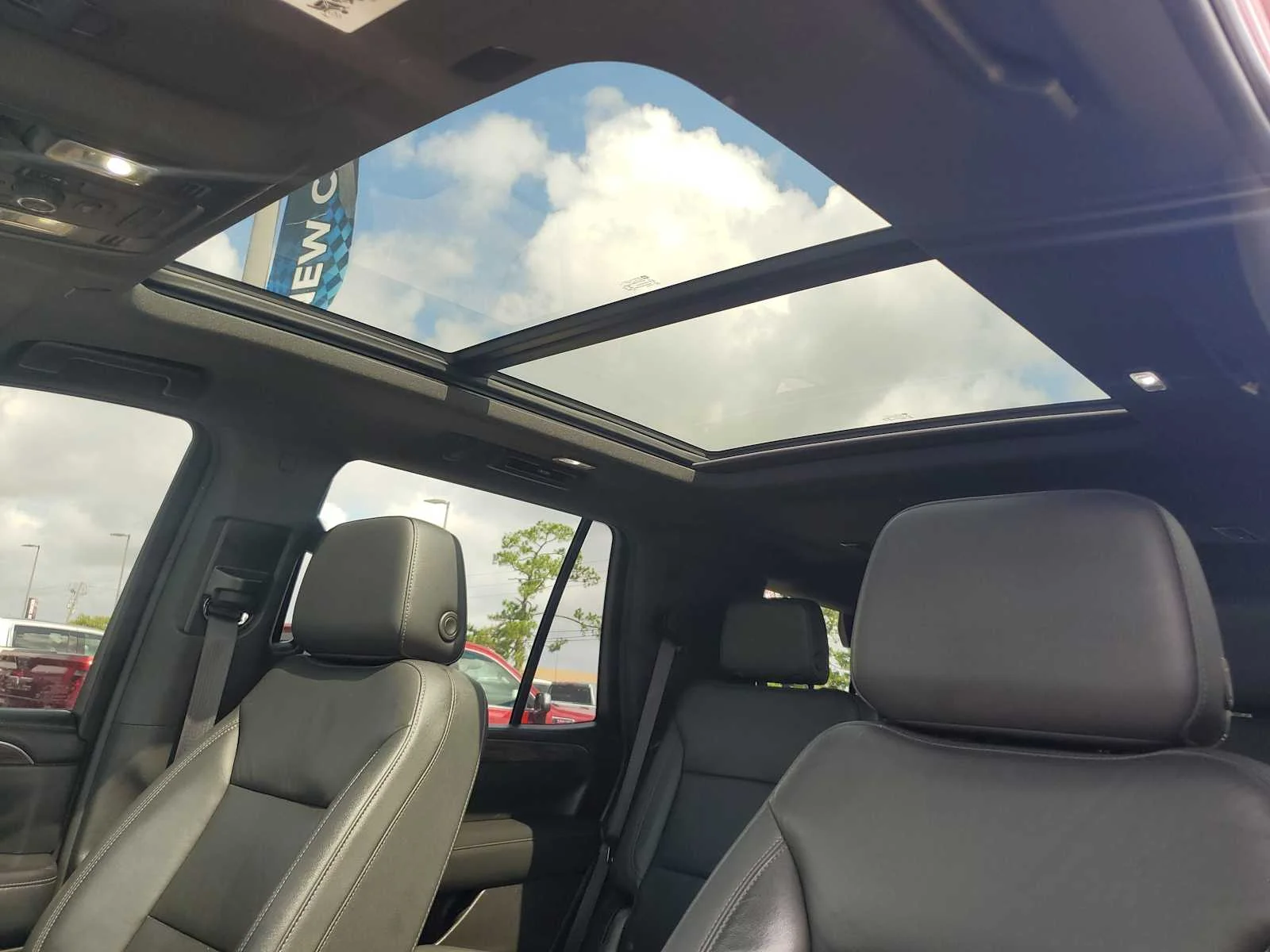 Used 2021 CHERRY RED TINTCOAT Chevrolet LT image 25