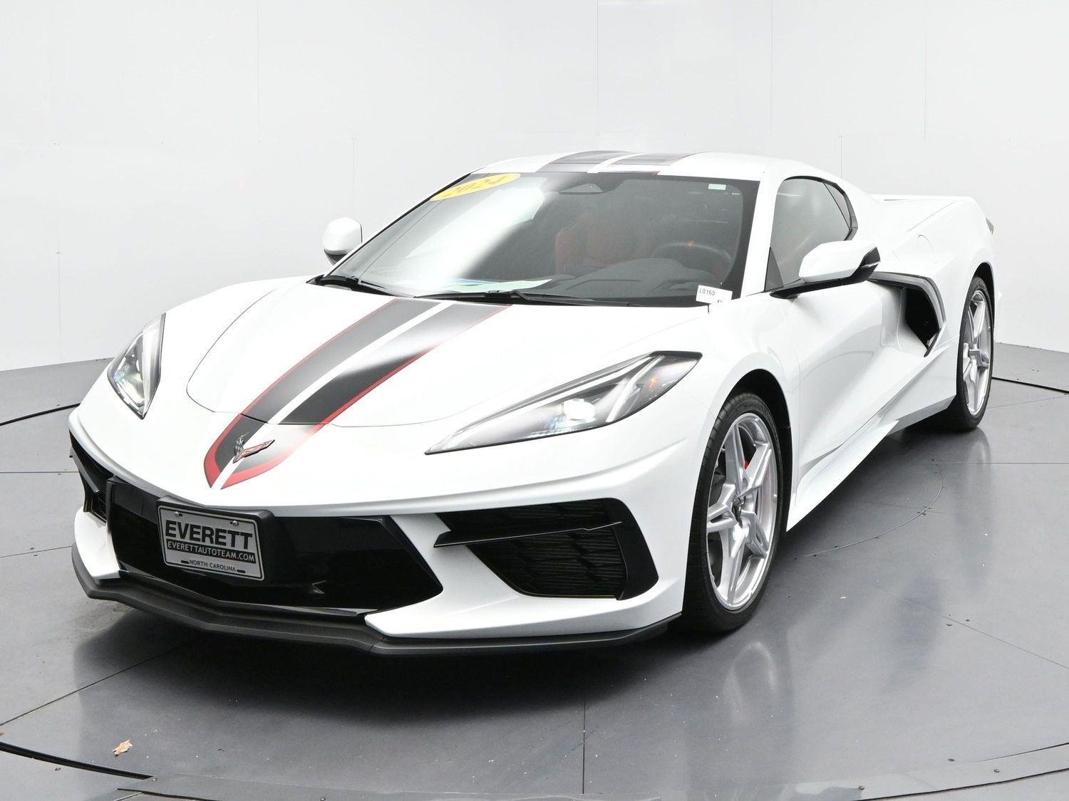 Used 2024 Arctic White Chevrolet 1LT image 2