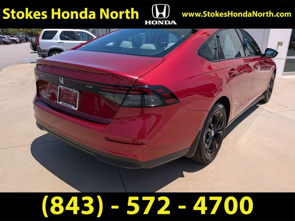 Certified Used 2025  Honda SE image 2