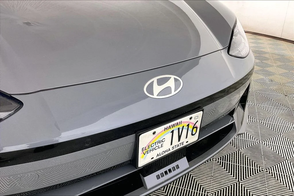Used 2024 Blue Hyundai SEL image 30