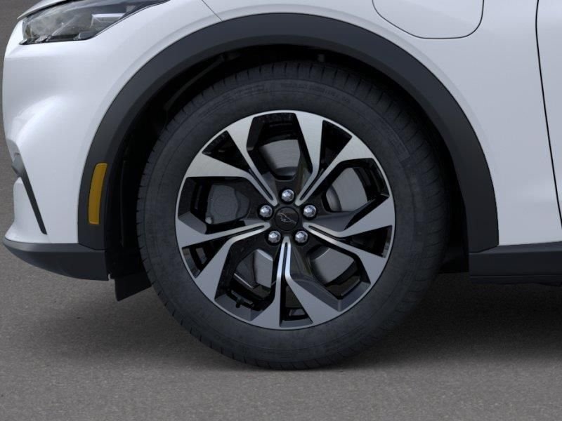 New 2026 Star White Metallic Tri-coat Ford Select image 19