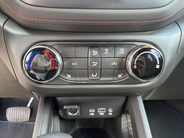 Used 2022 MOSAIC BLACK METALLIC Chevrolet RS image 20