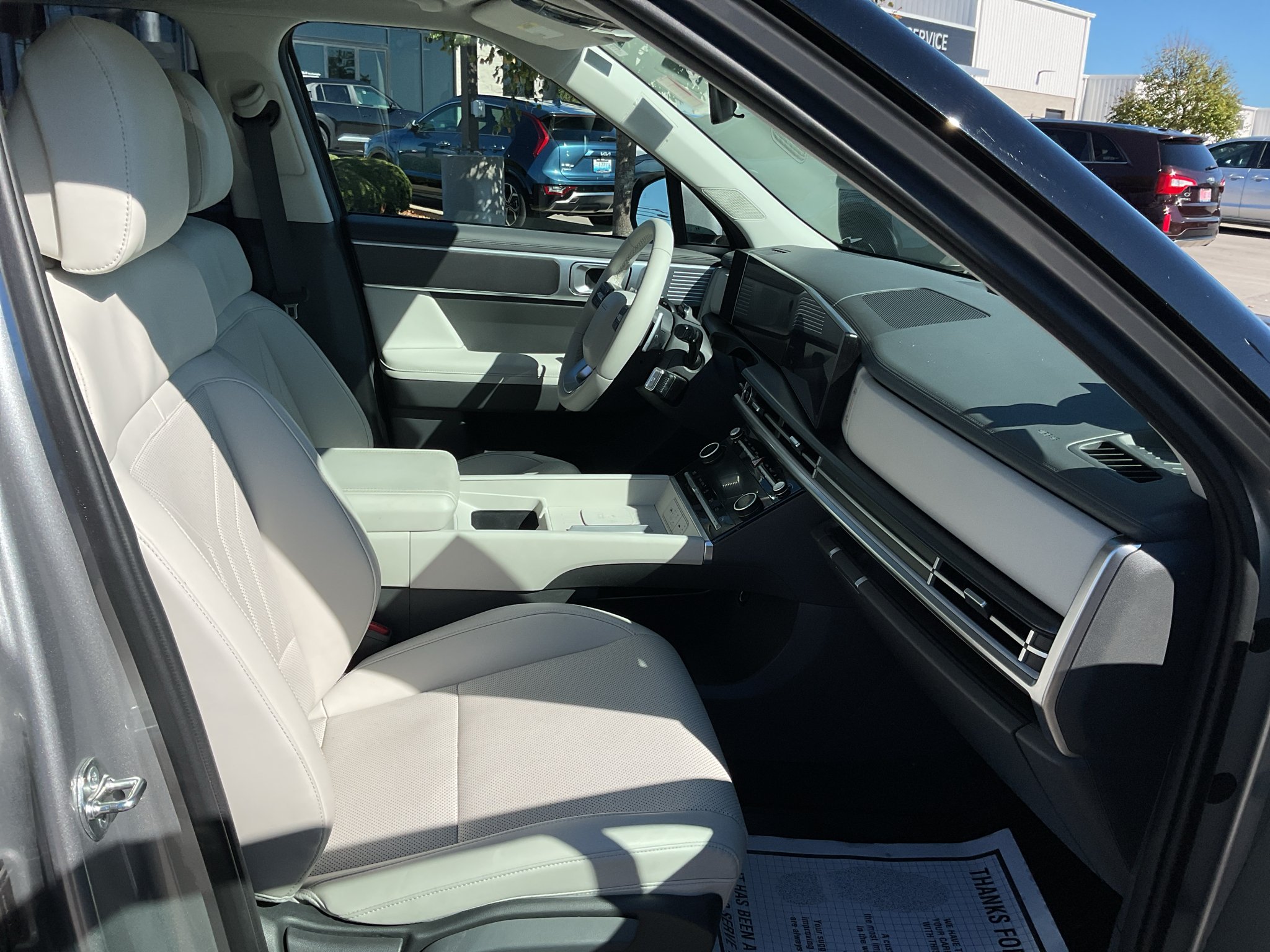 Used 2024 Shimmering Silver Hyundai SEL image 11