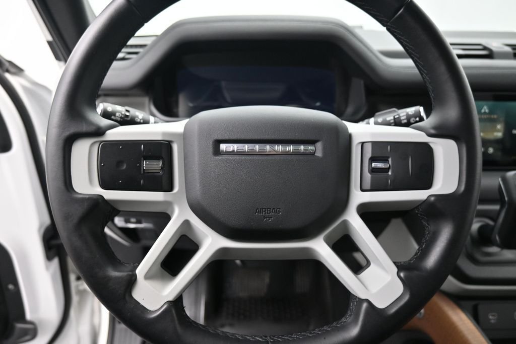 Used 2024 Fuji White Land Rover S image 12